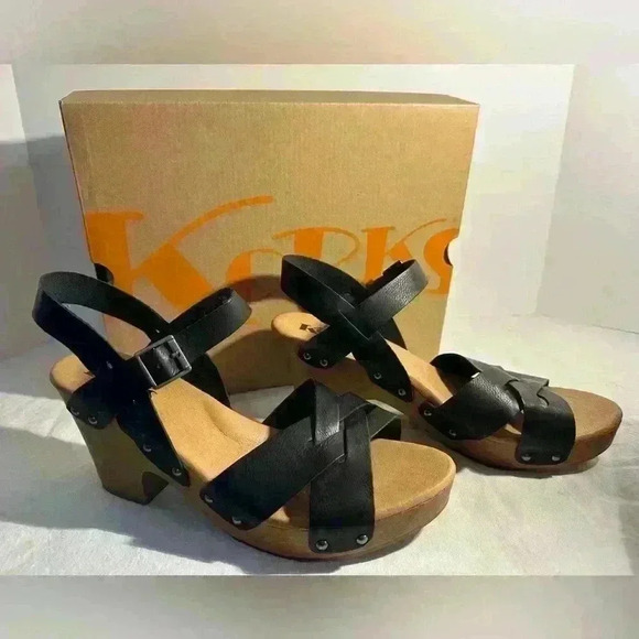 Black Leather Sandals by Korks Size 11 - Picture 1 of 10